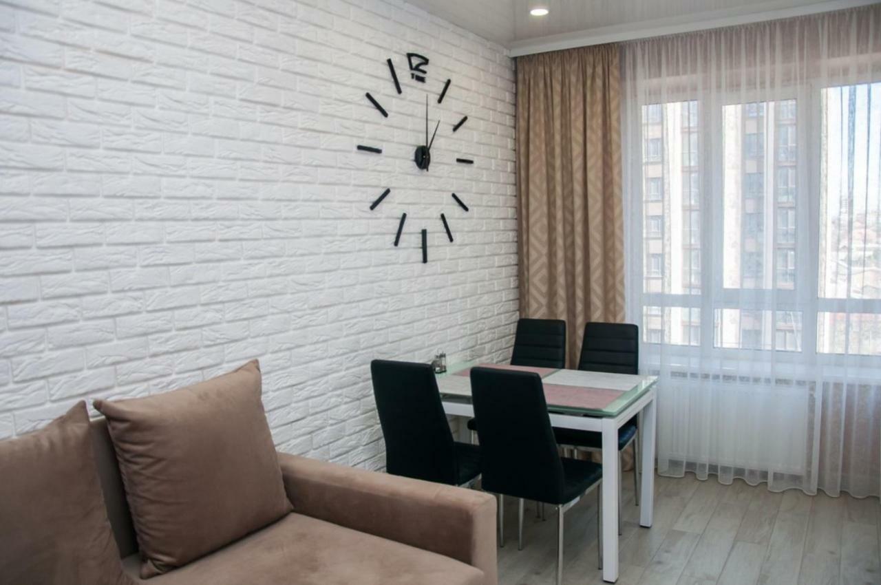 Apartment сучасна нова Lutsk