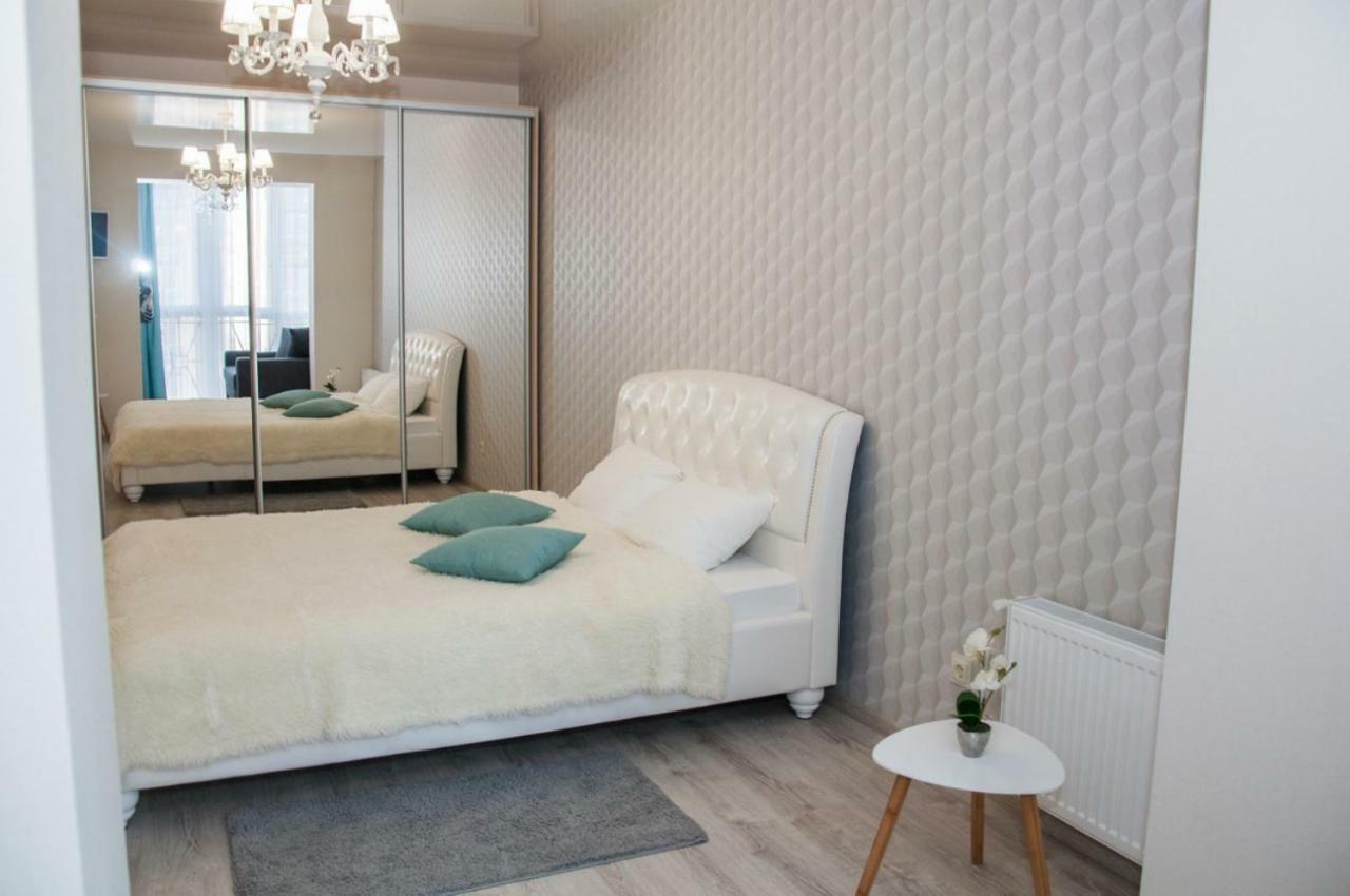 Apartment сучасна нова